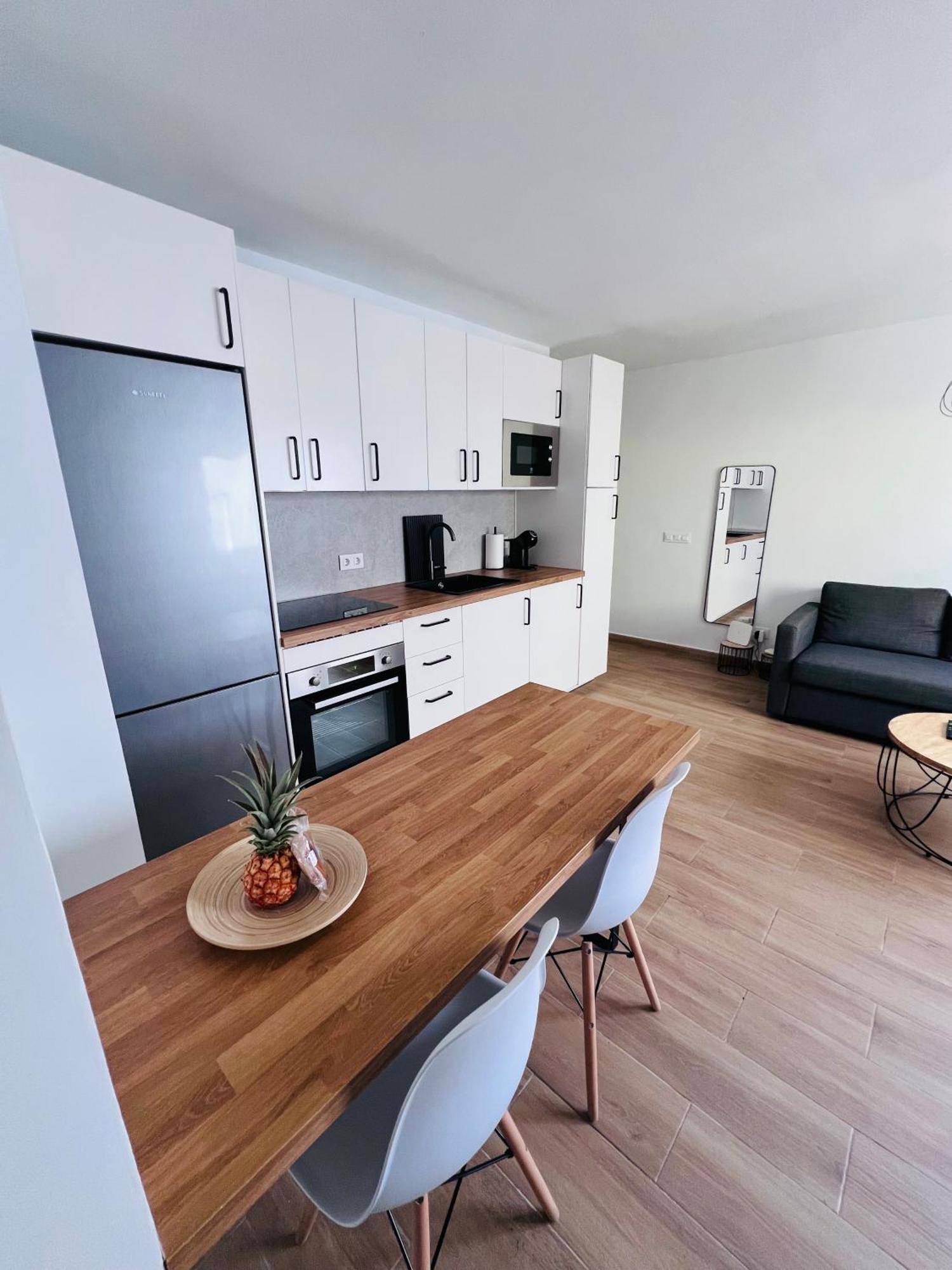 Vv La Chalana Apartment Ла Рестинга Екстериор снимка
